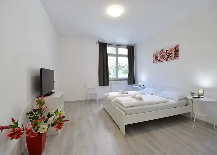 Mary's & בולצאנו